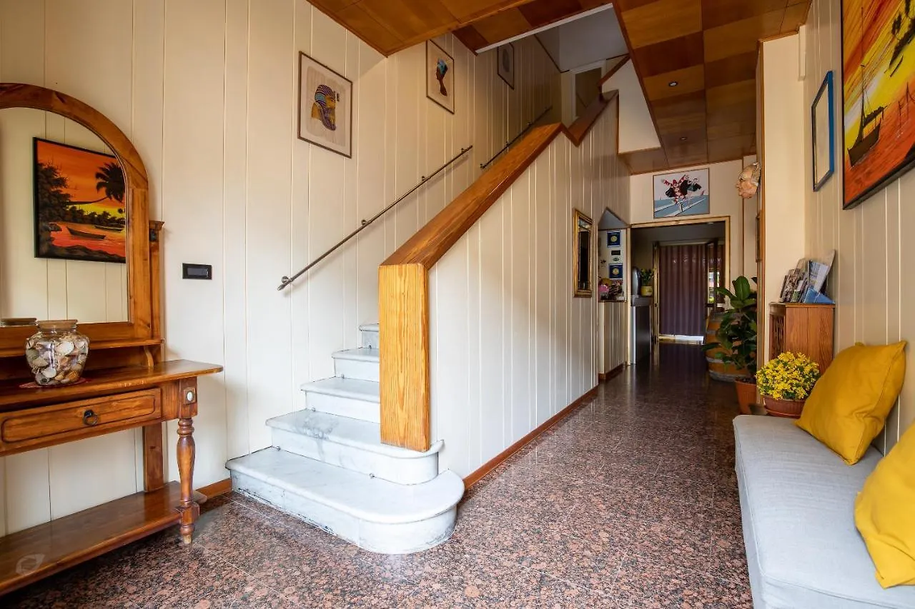 Hotel Paolina Viareggio
