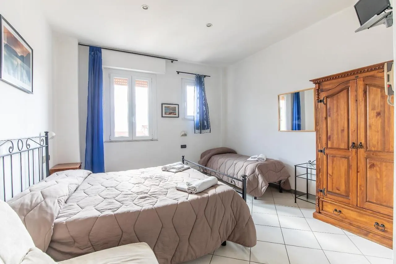 **  Hotel Paolina Viareggio Włochy
